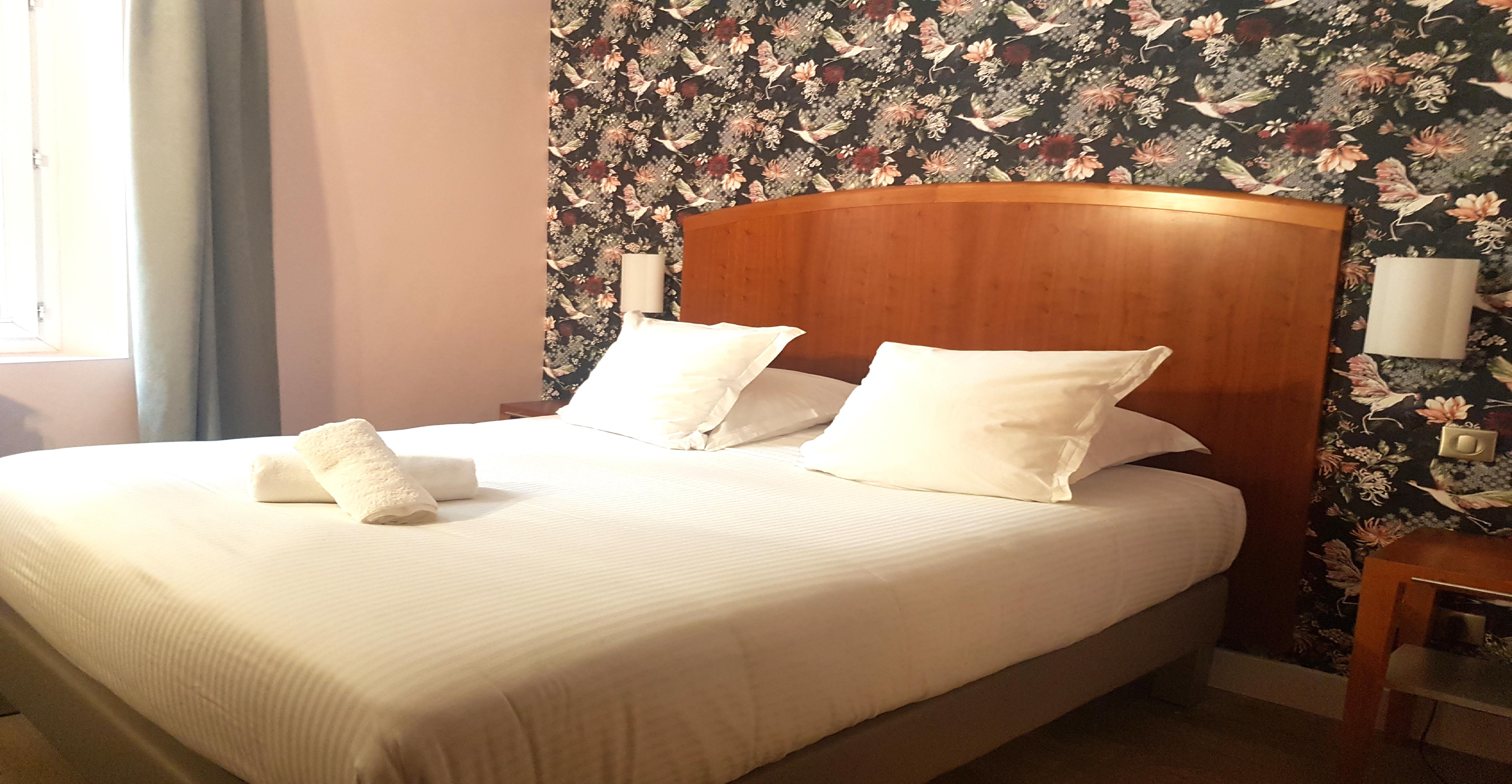 Grand Hôtel Dauphiné, Boutique Hôtel&Suites Tolone Esterno foto