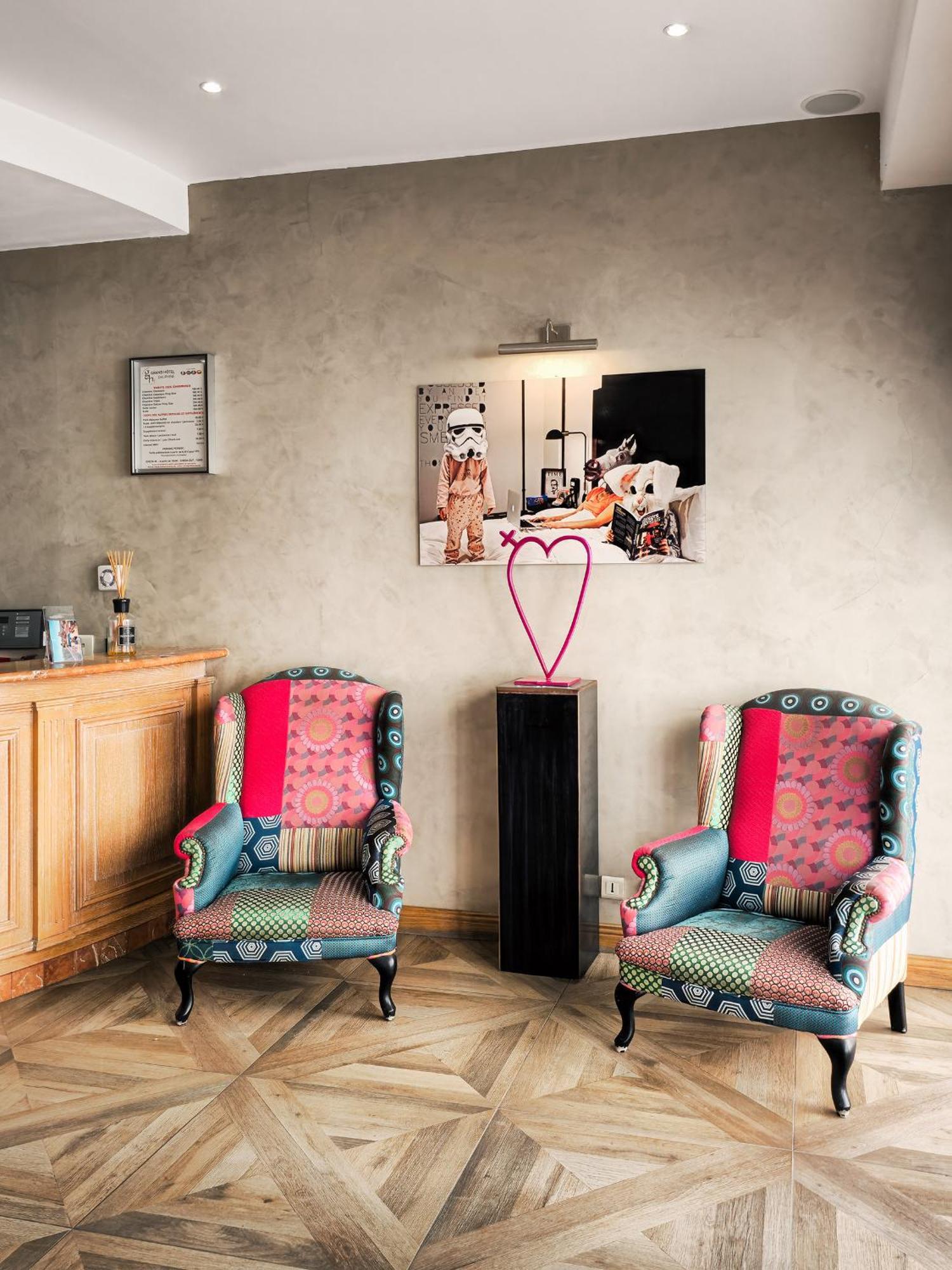 Grand Hôtel Dauphiné, Boutique Hôtel&Suites Tolone Esterno foto