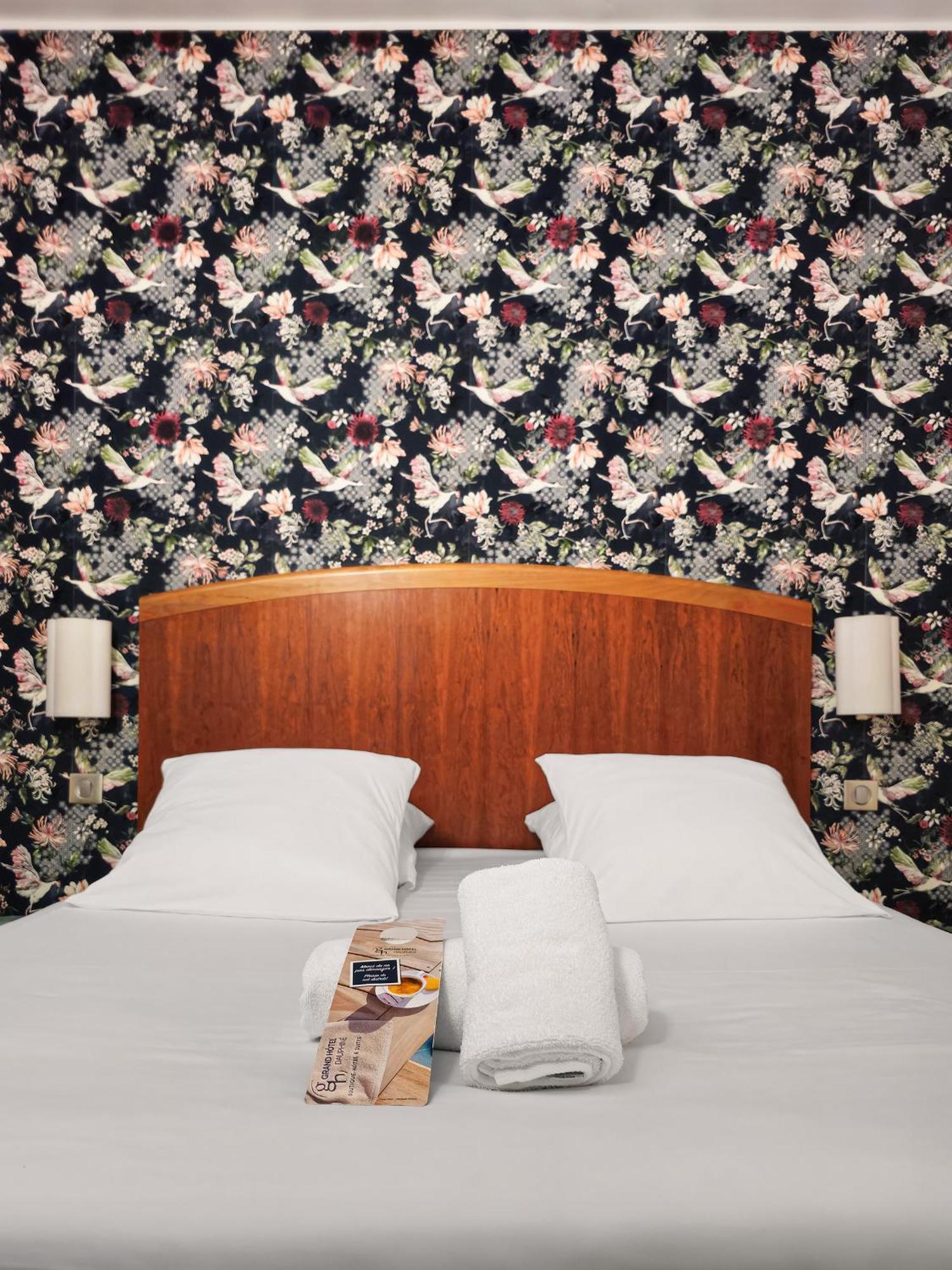 Grand Hôtel Dauphiné, Boutique Hôtel&Suites Tolone Esterno foto